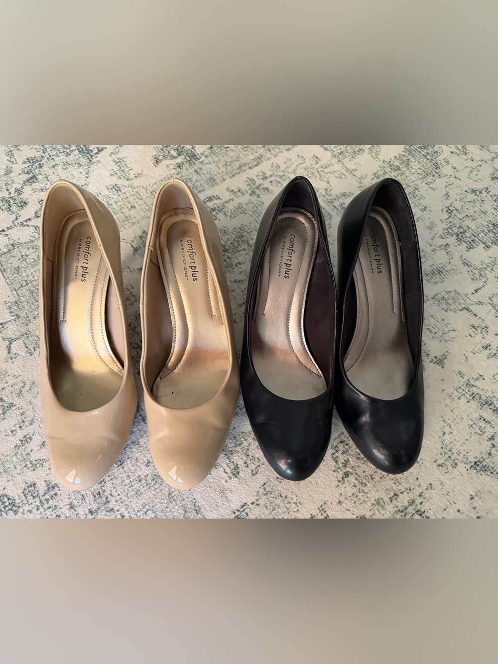 comfort plus by Predictions Nude and Black Patent Heels